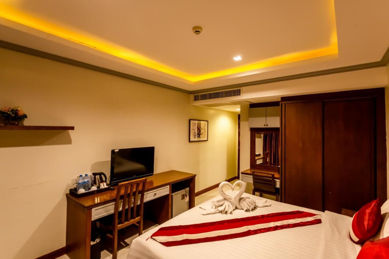 Honey Boutique Hotel Паттайя Экстерьер фото