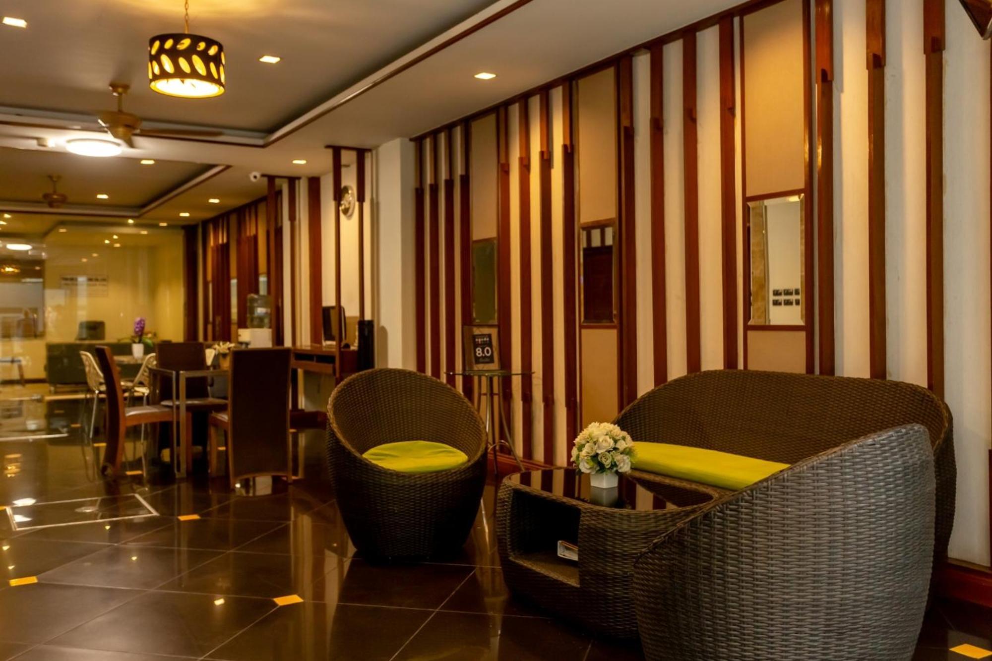 Honey Boutique Hotel Паттайя Экстерьер фото